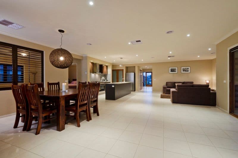 27 Moorhen Boulevard, WILLIAMS LANDING VIC 3027, Williams Landing - Thumbnail 4