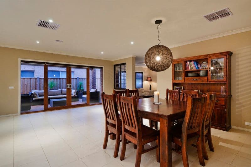 27 Moorhen Boulevard, WILLIAMS LANDING VIC 3027, Williams Landing - Thumbnail 8