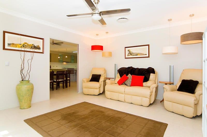 31 Terrence Drive, Cranbourne North, VIC, 3977, Cranbourne North - Thumbnail 2