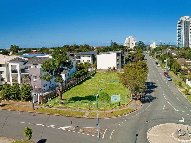 37 - 39 Central Street, LABRADOR QLD 4215, Labrador - Thumbnail 2