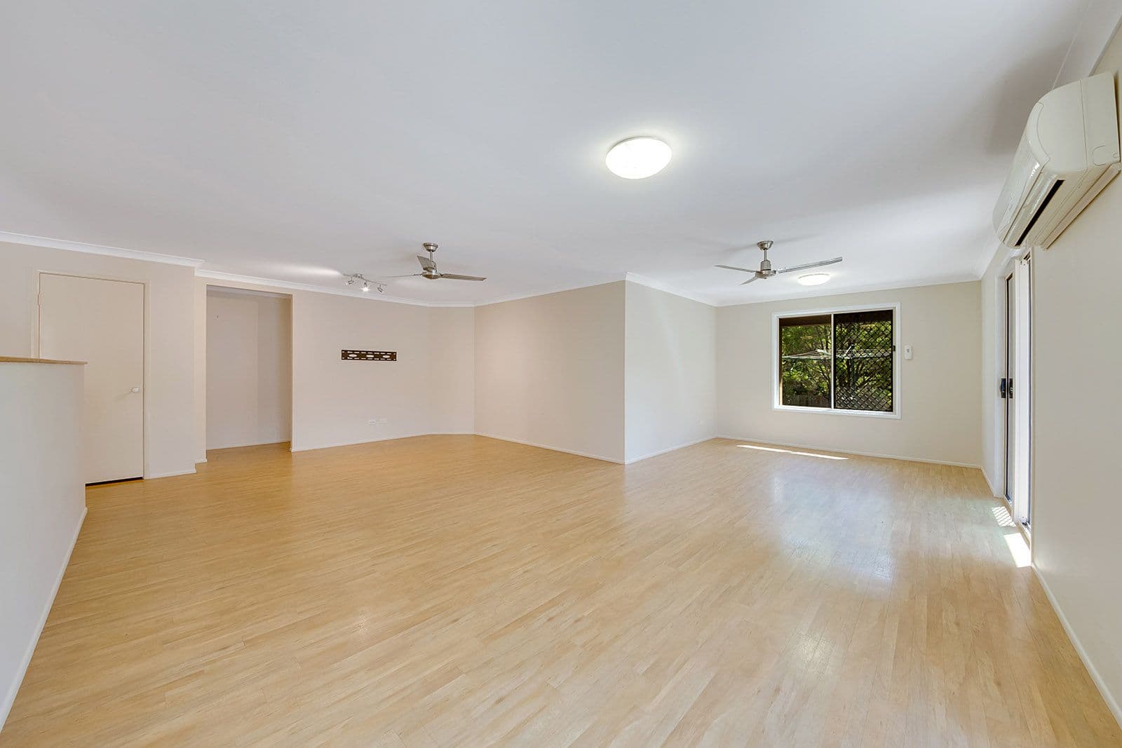12 Deborah Street, Glen Eden QLD 4680, Glen Eden - Thumbnail 3