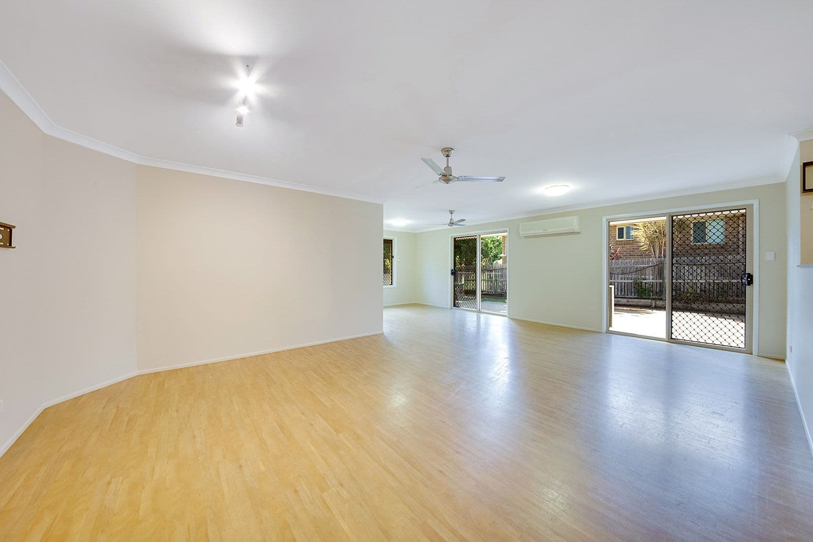 12 Deborah Street, Glen Eden QLD 4680, Glen Eden - Thumbnail 7