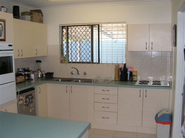 9 Triodia Court, ALICE SPRINGS NT 0870, Alice Springs - Thumbnail 2