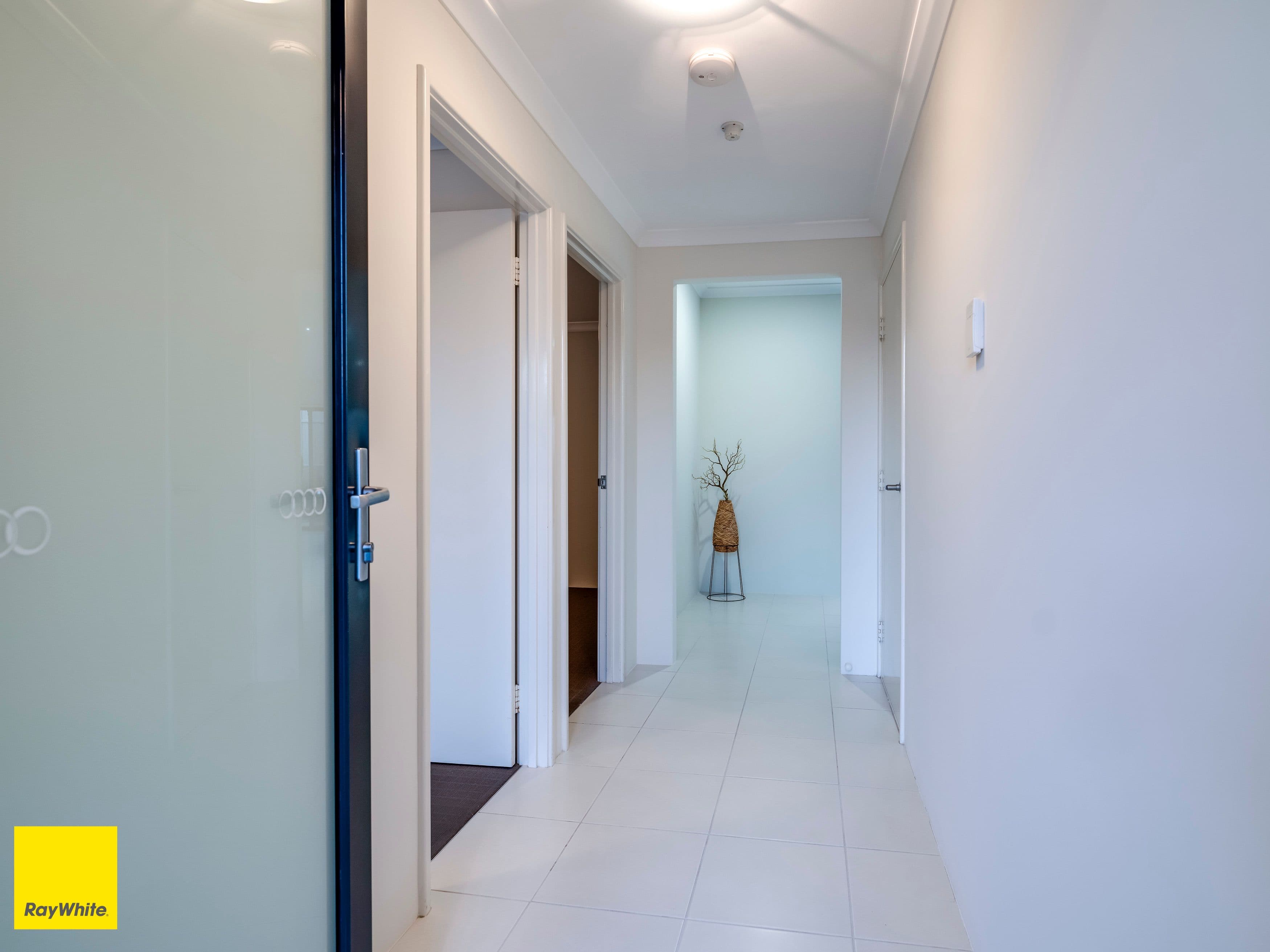 4 Hoypoy Gardens, Darch WA 6065, Darch - Thumbnail 4