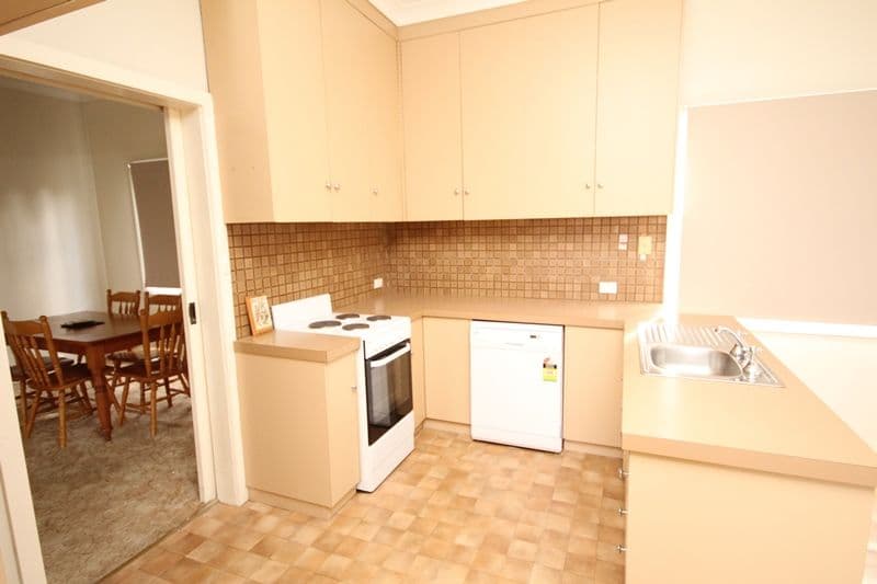 25 McDonald Street, Murtoa VIC 3390, Murtoa - Thumbnail 2