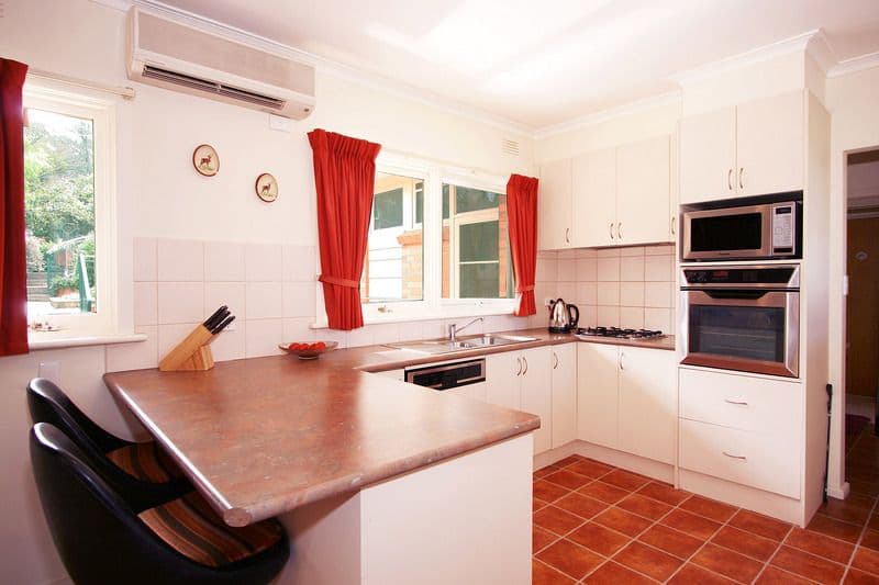 13 The Boulevard, HEATHMONT VIC 3135, Heathmont - Thumbnail 6