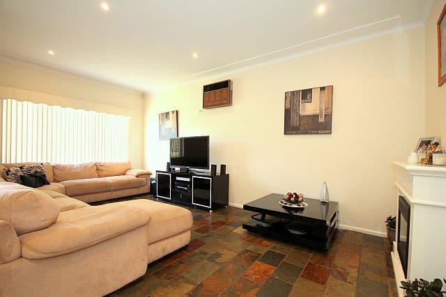 7 Wolumba Street, CHESTER HILL NSW 2162, Chester Hill - Thumbnail 2