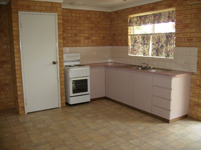 73 Blencowe Road, RANGEWAY WA 6530, Rangeway - Thumbnail 2