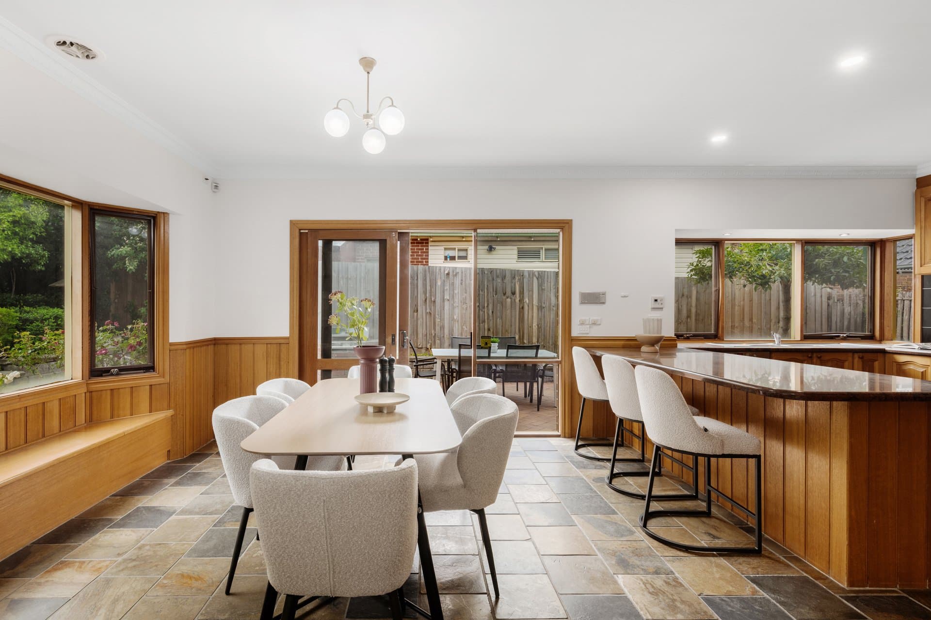 2 Moascar Street, Pascoe Vale South - Thumbnail 3