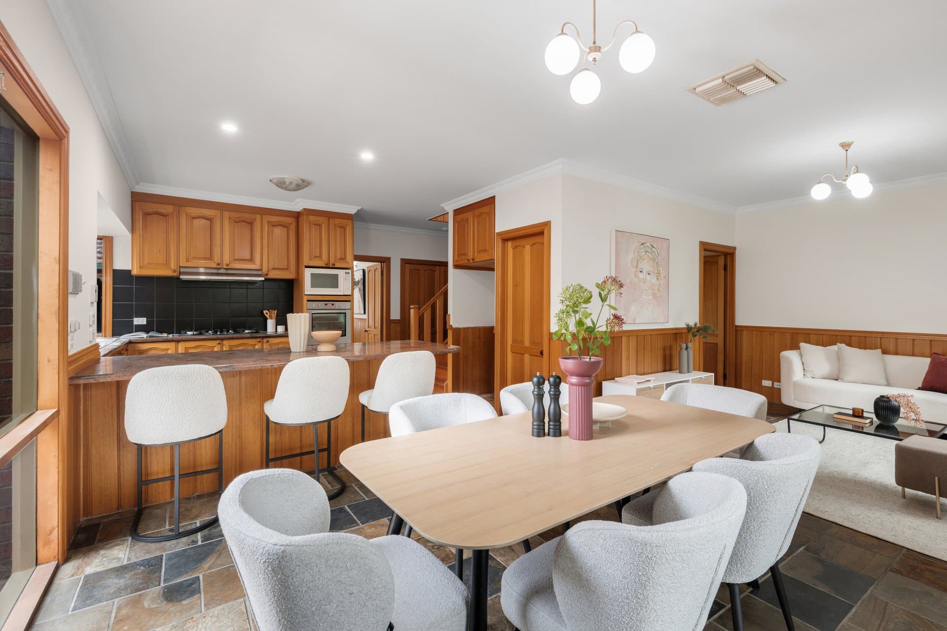 2 Moascar Street, Pascoe Vale South - Thumbnail 4