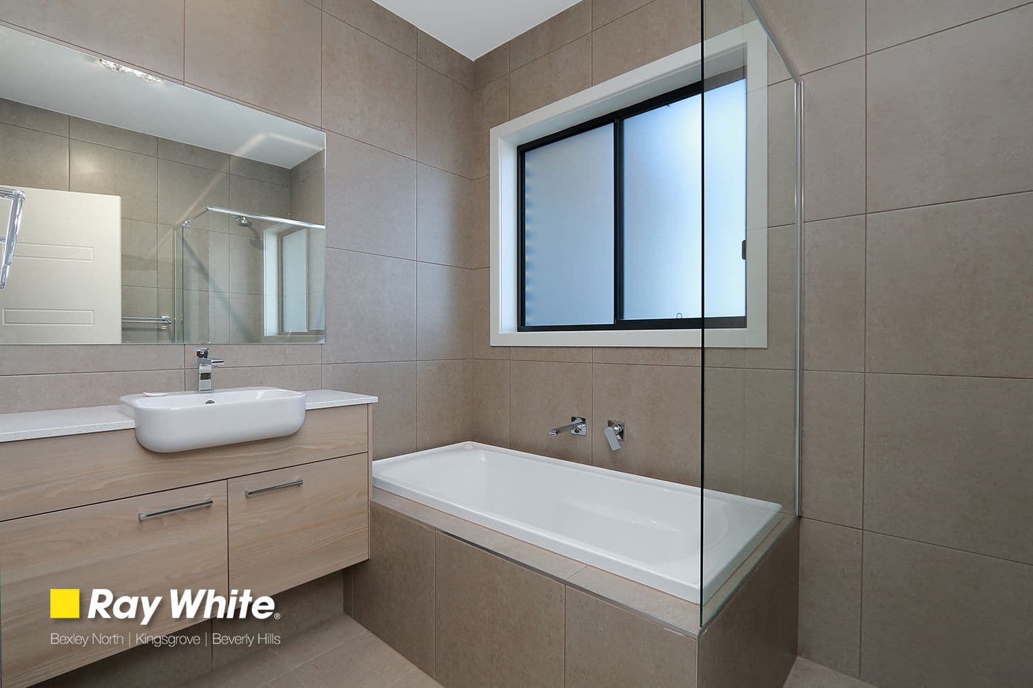 14 Enoggera Road, Beverly Hills NSW 2209, Beverly Hills - Thumbnail 5