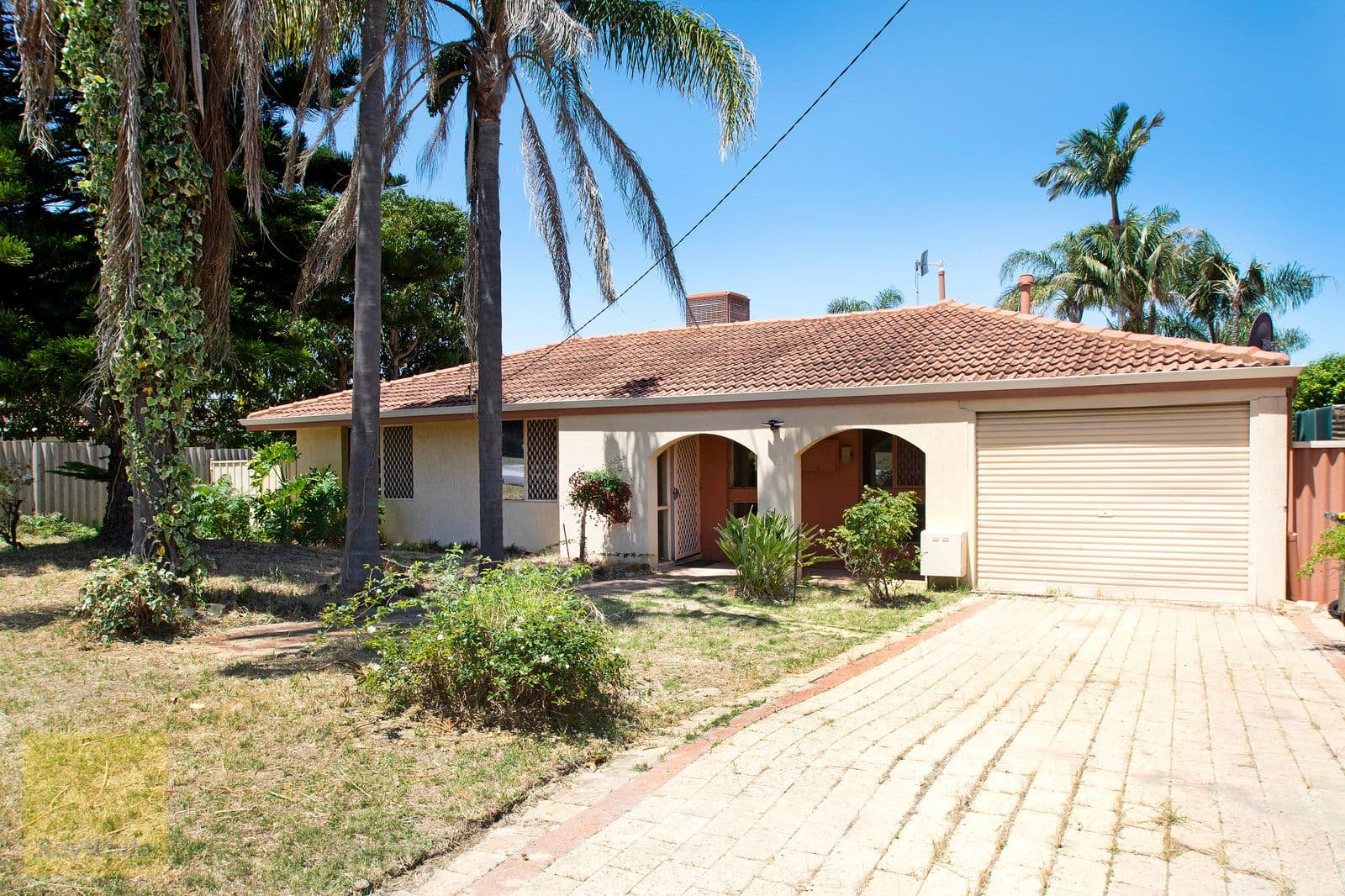 27 Henniker Way, Koondoola WA 6064, Koondoola - Thumbnail 2