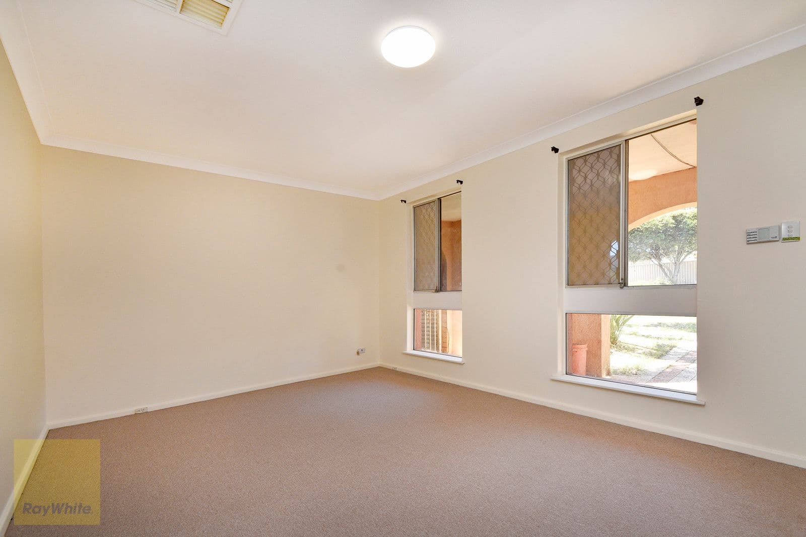 27 Henniker Way, Koondoola WA 6064, Koondoola - Thumbnail 5