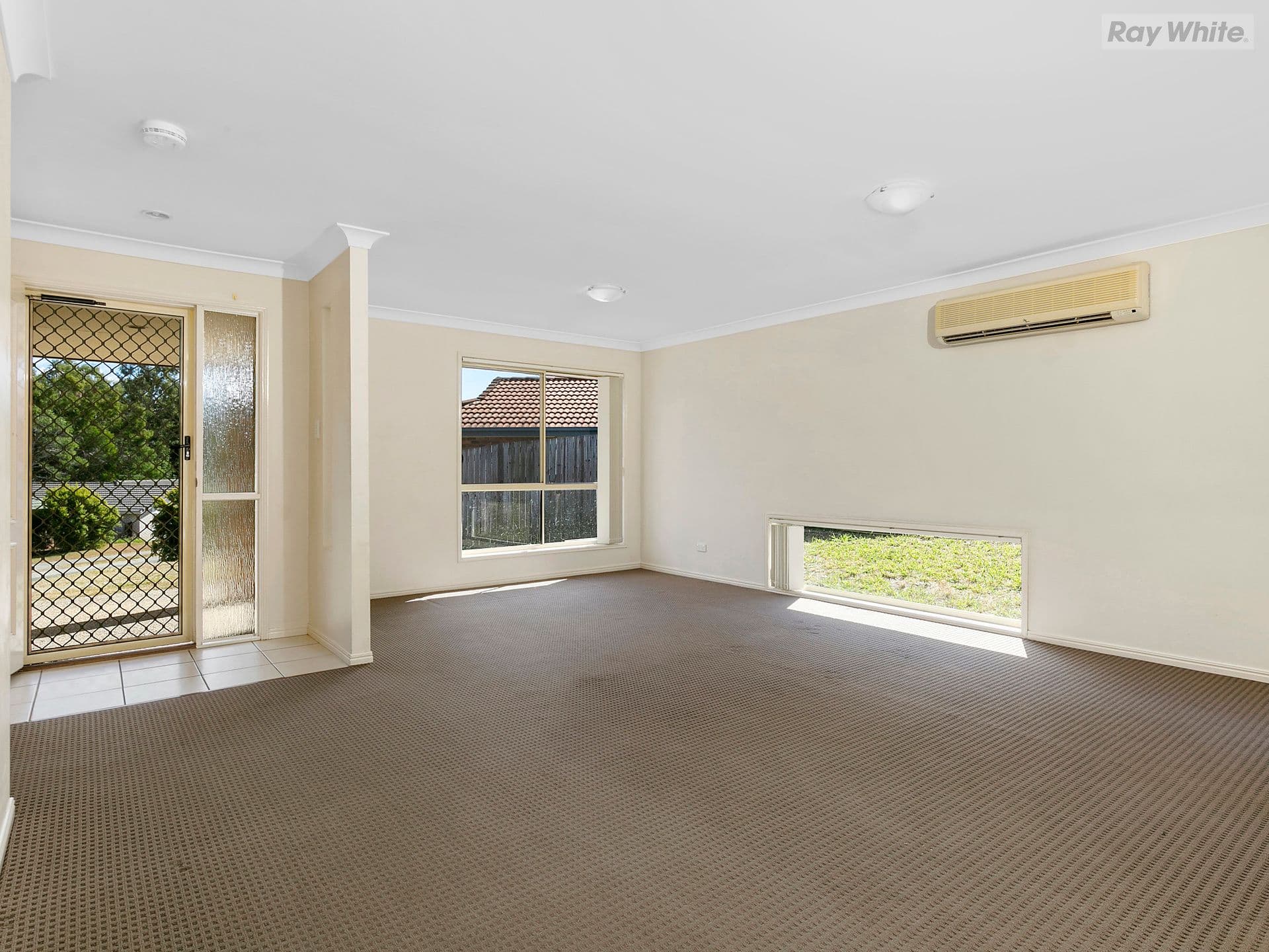 44 McKerrow Crescent, Goodna QLD 4300, Goodna - Thumbnail 3