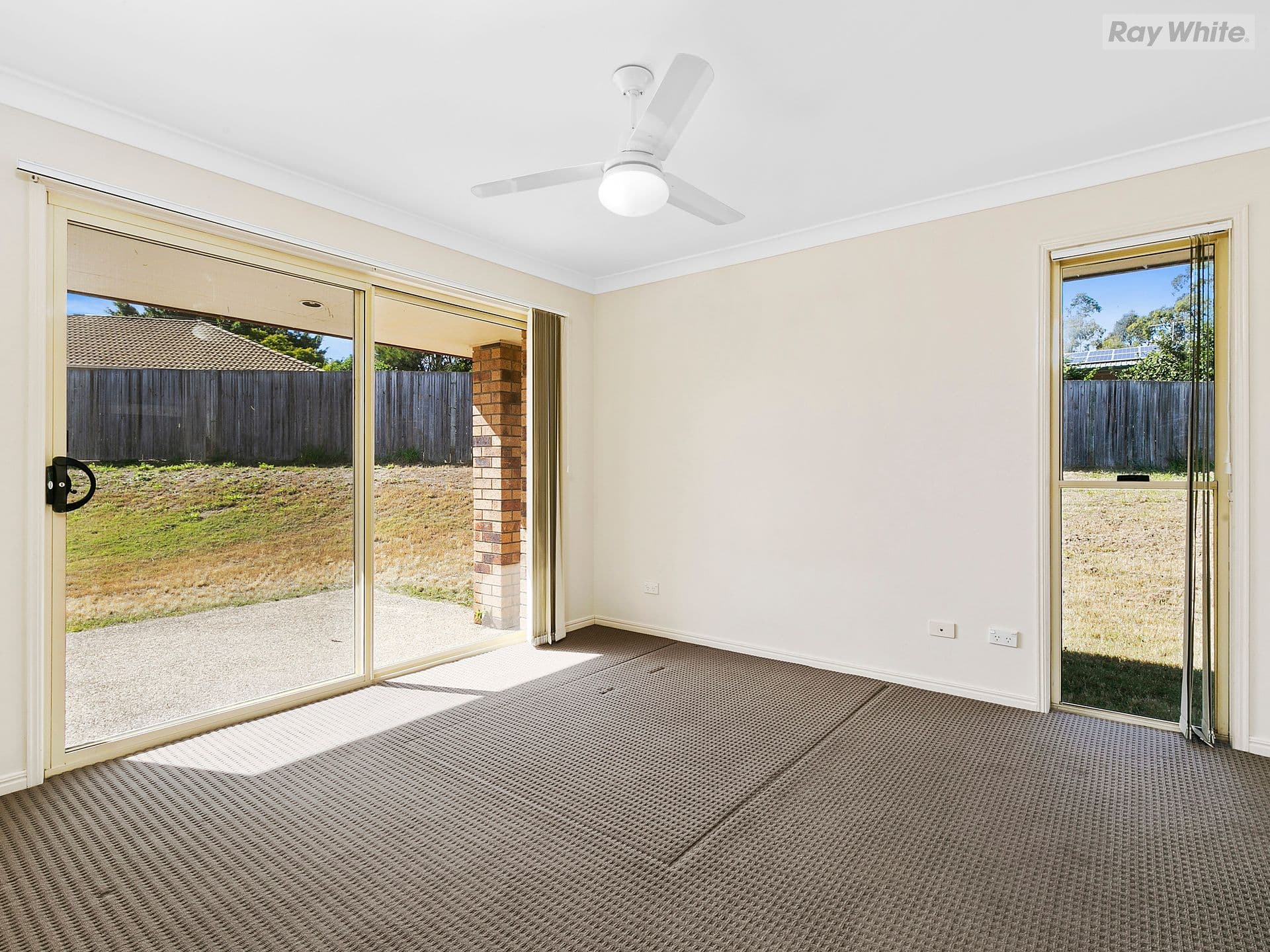 44 McKerrow Crescent, Goodna QLD 4300, Goodna - Thumbnail 4
