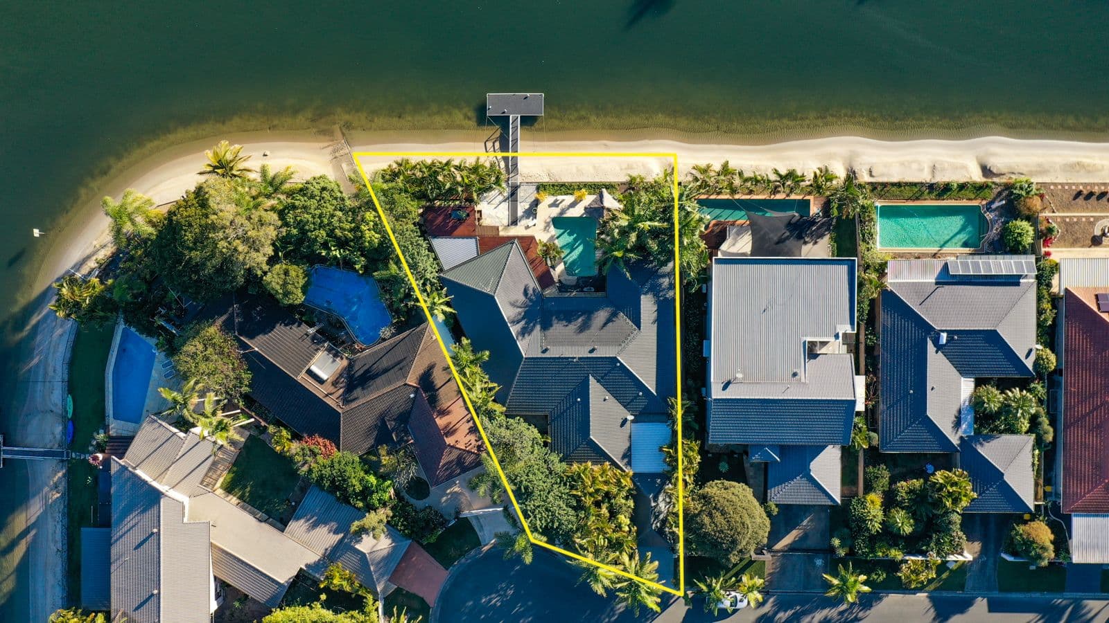 27 Coobowie Street, Broadbeach Waters QLD 4218, Broadbeach Waters - Image 1