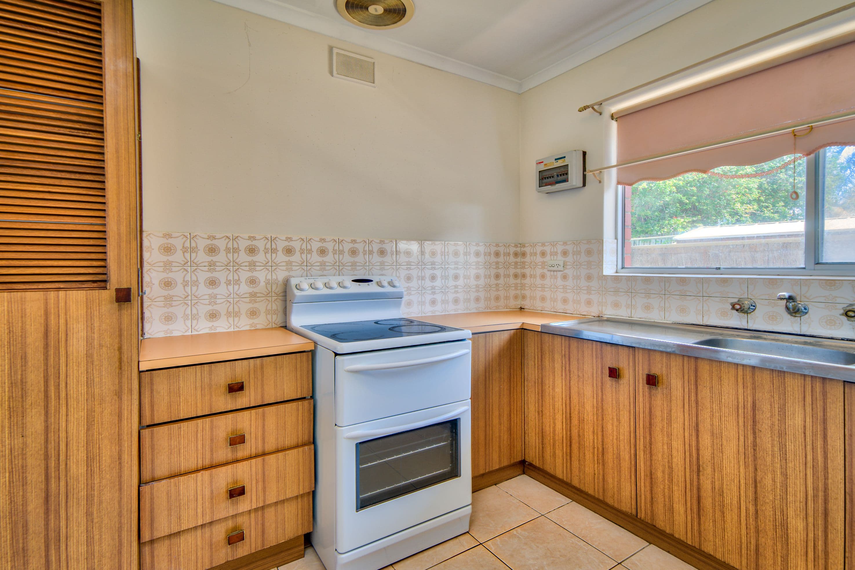 60 Sansom Road, Semaphore Park SA 5019, Semaphore Park - Thumbnail 8