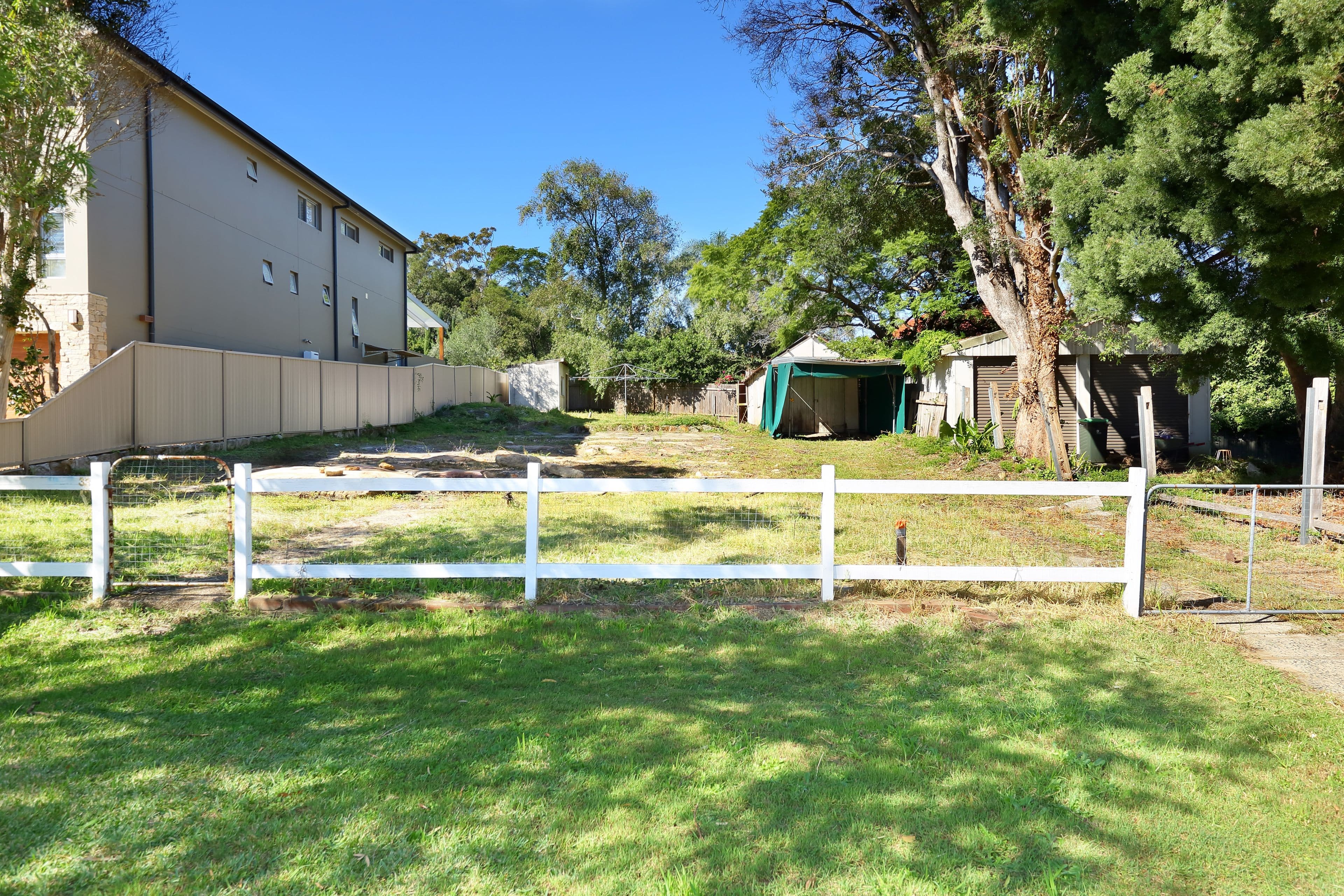 33 Baker Street, Oatley - Image 1