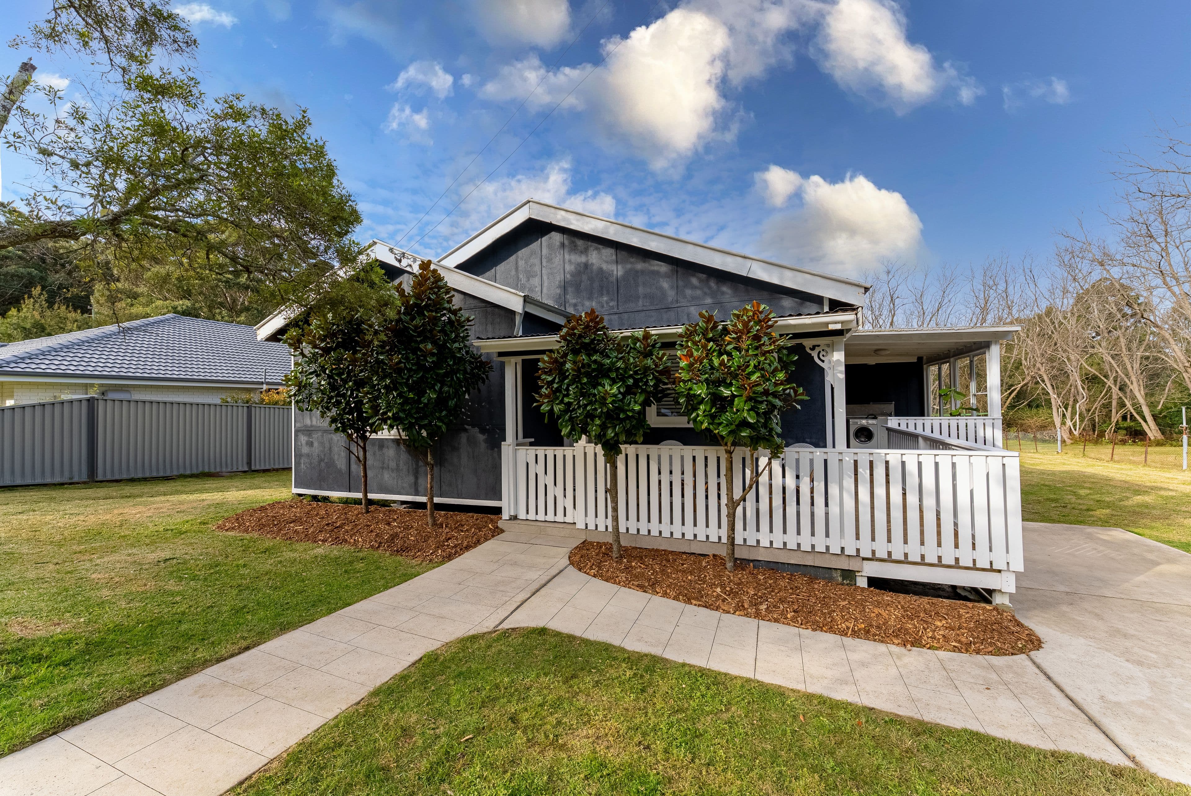 4 Sutherland Street, Helensburgh NSW 2508, Helensburgh - Thumbnail 2