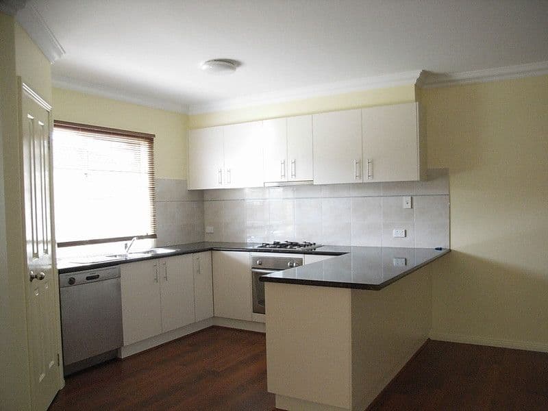 24 James Street, ECHUCA VIC 3564, Echuca - Thumbnail 3
