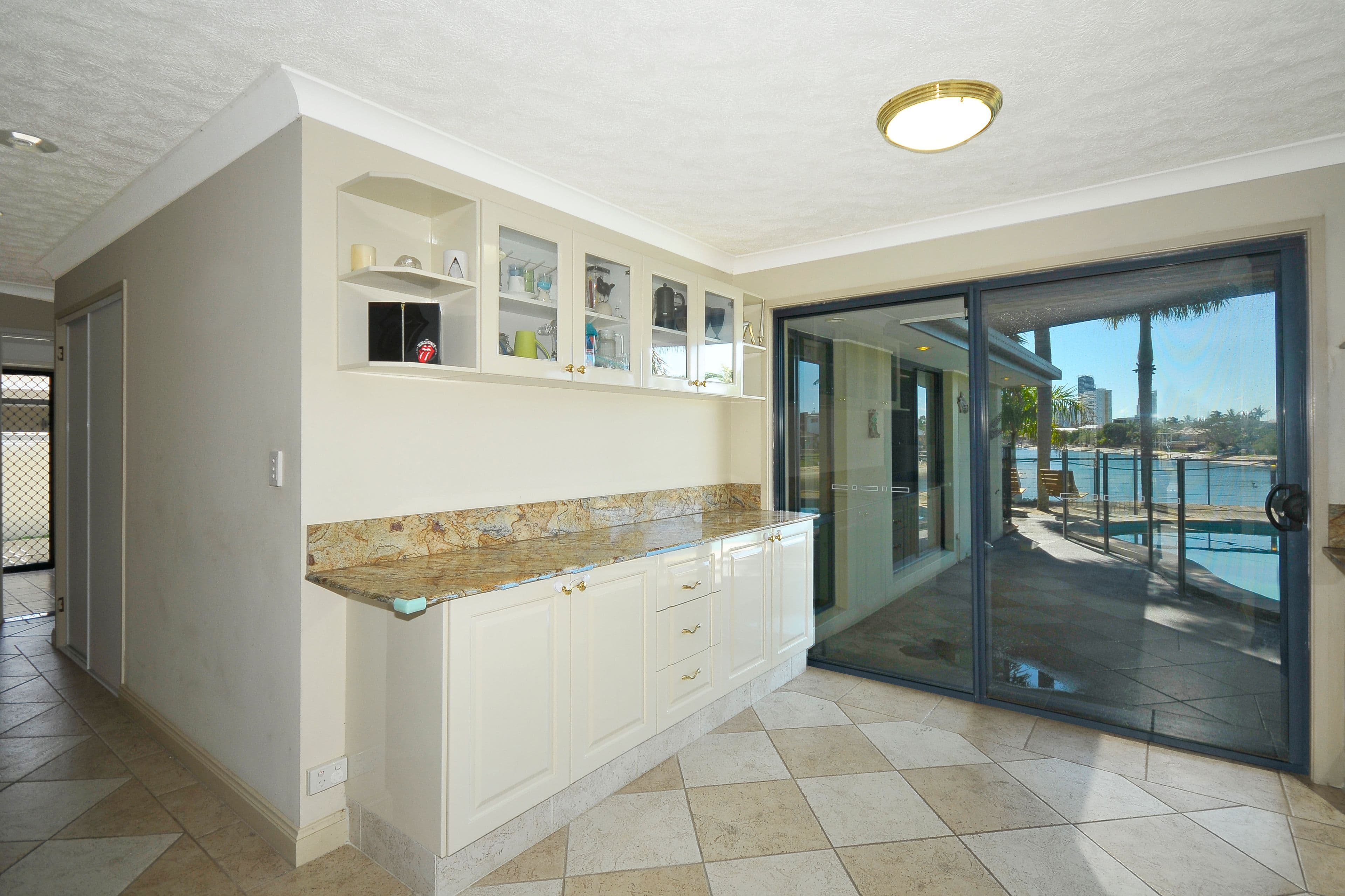 43 Markeri Street, Mermaid Waters QLD 4218, Mermaid Waters - Thumbnail 8