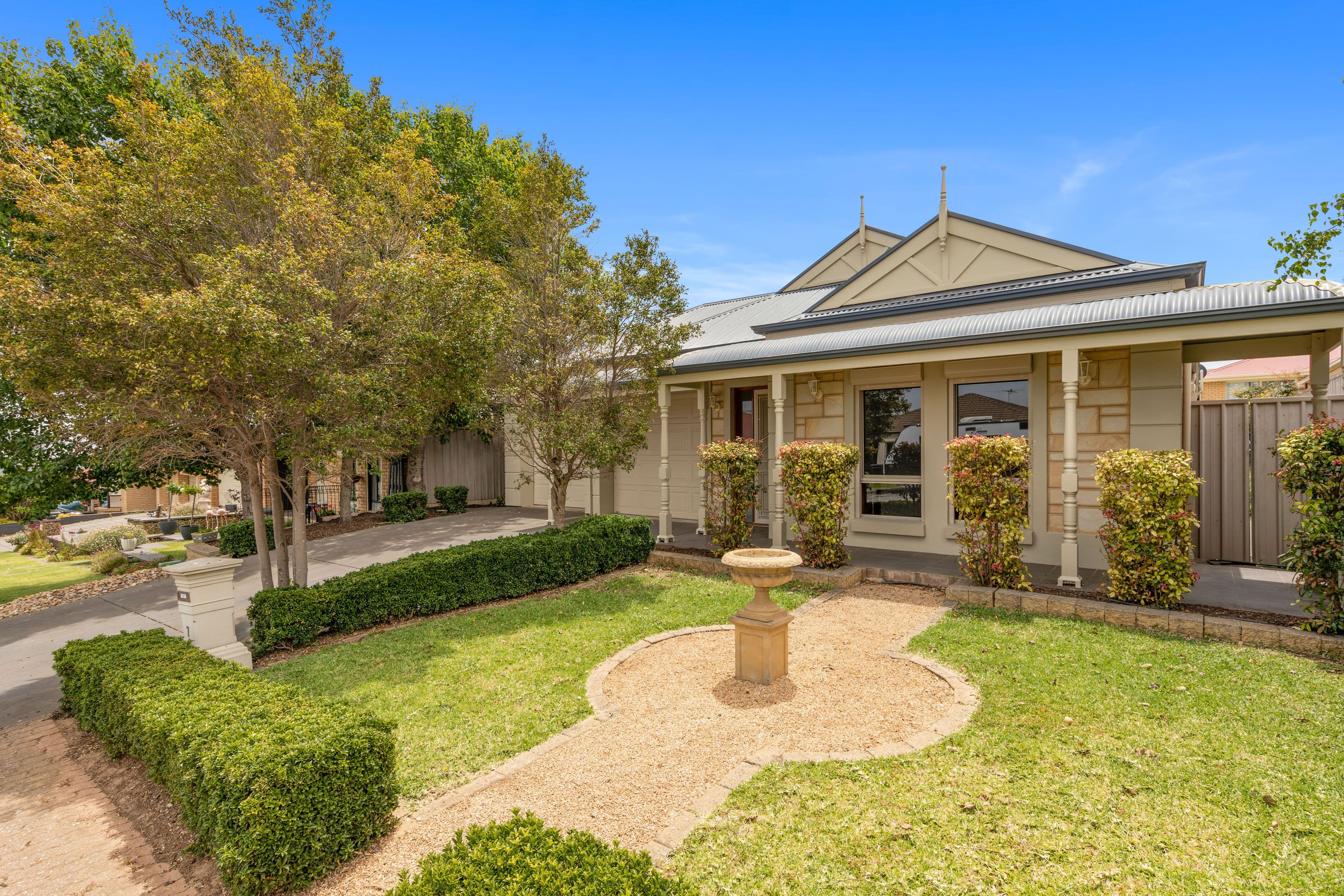 7 Manchester Circuit, Craigmore SA 5114, Craigmore - Thumbnail 2