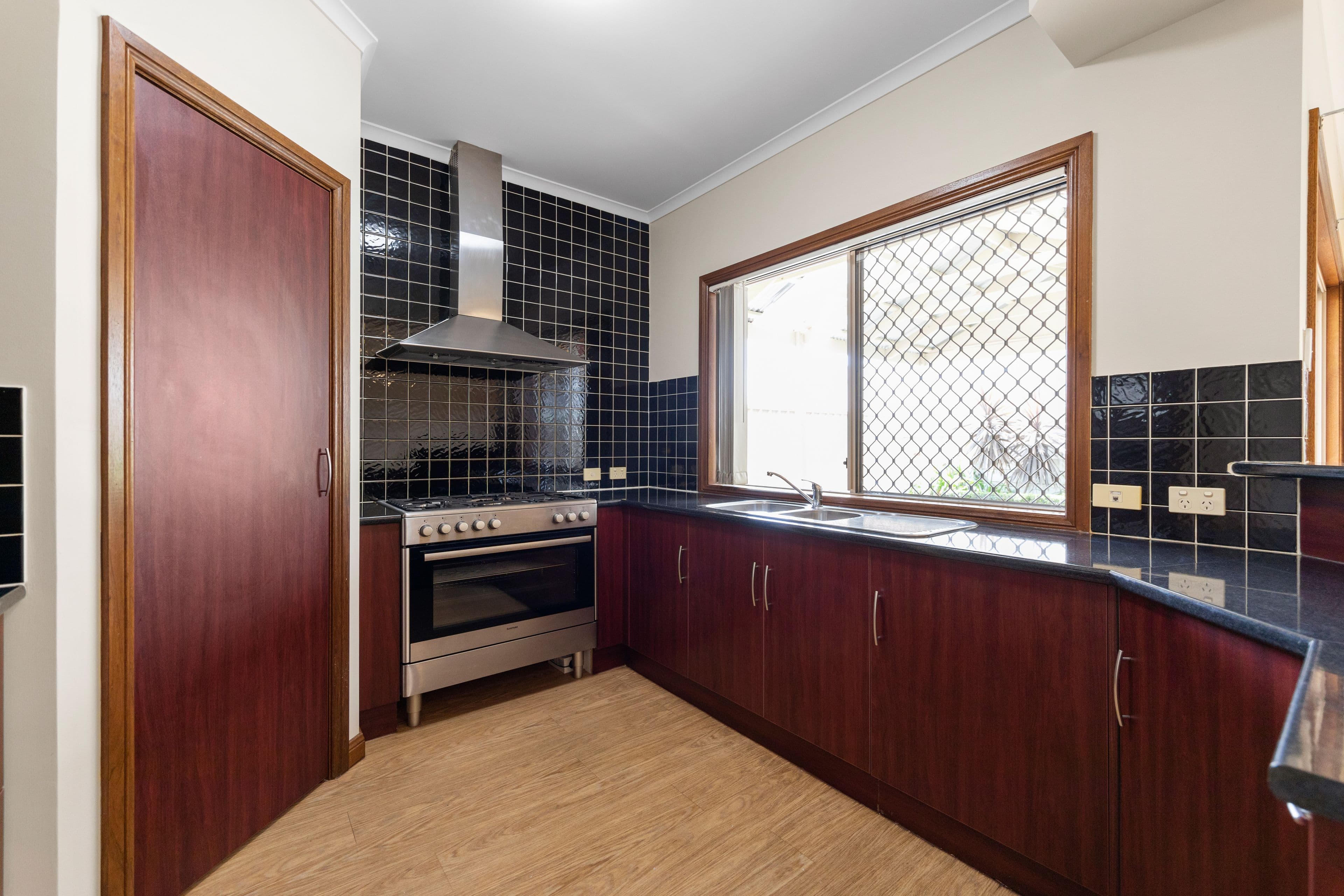 7 Manchester Circuit, Craigmore SA 5114, Craigmore - Thumbnail 4