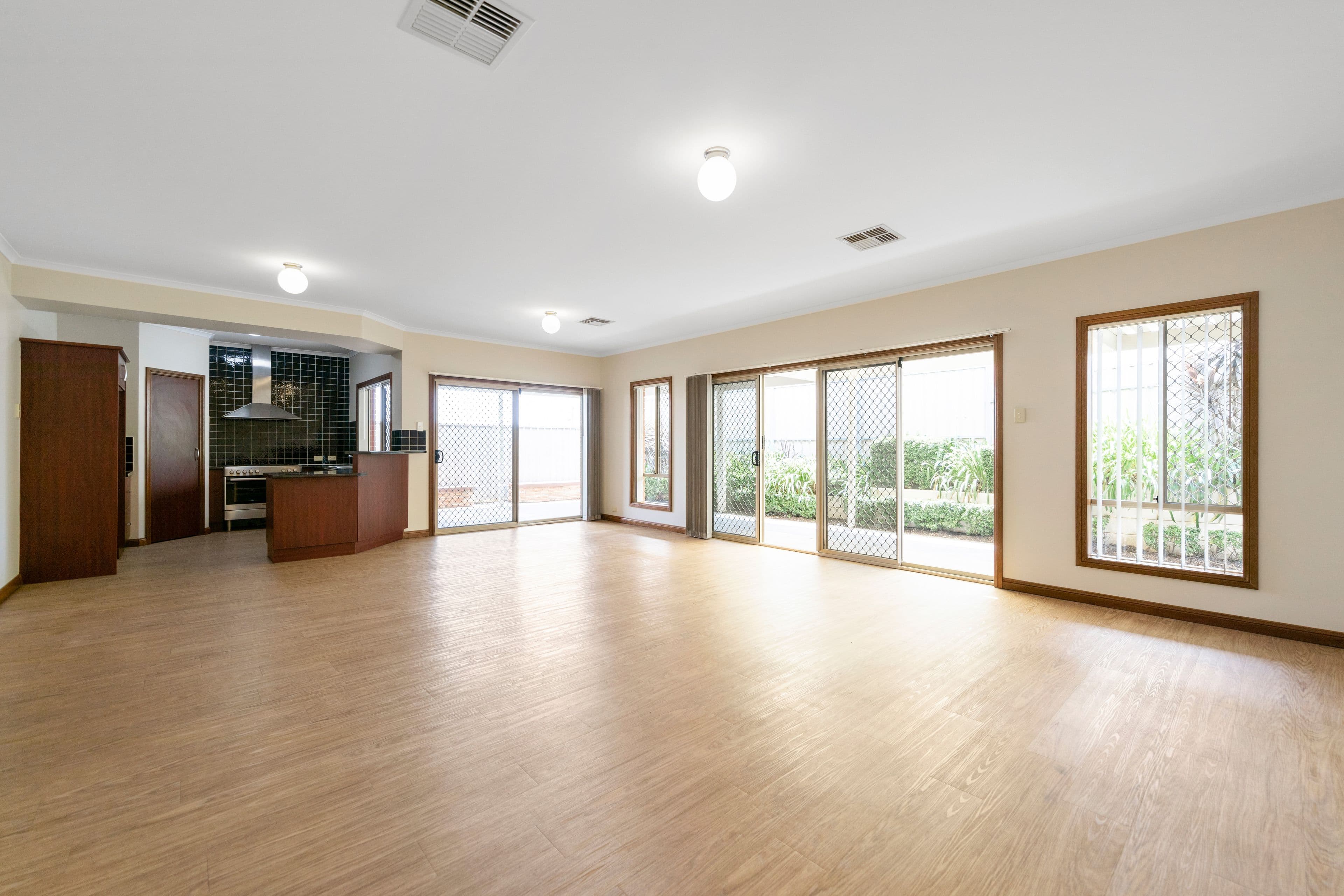 7 Manchester Circuit, Craigmore SA 5114, Craigmore - Thumbnail 7