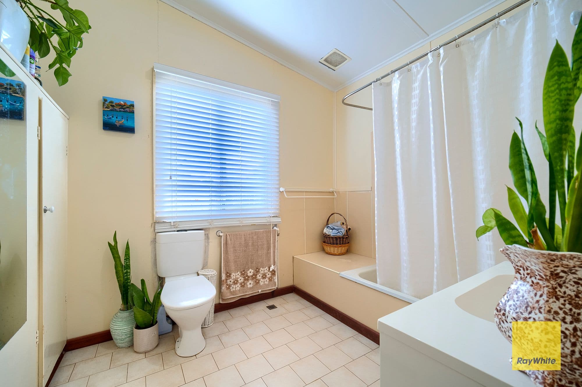 52 David Street, Spencer Park WA 6330, Spencer Park - Thumbnail 6