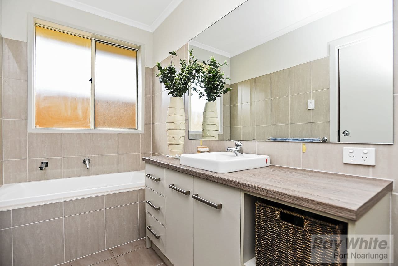 3 Triton Court, Seaford Meadows SA 5169, Seaford Meadows - Thumbnail 8