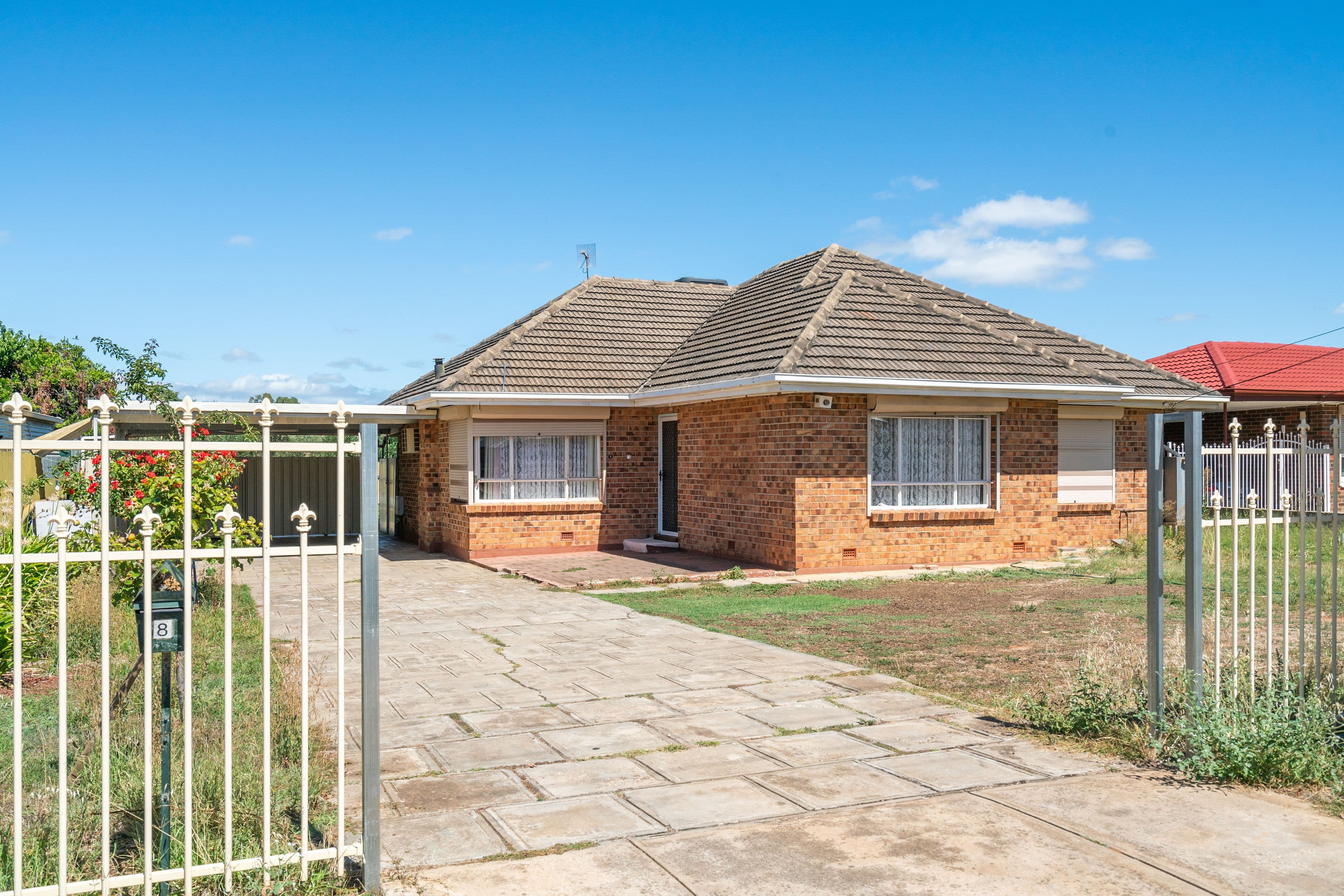 8 Universal Road, Salisbury Downs SA 5108, Salisbury Downs - Thumbnail 2