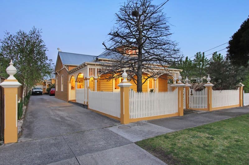 8 Clapham Road, HUGHESDALE VIC 3166, Hughesdale - Image 1