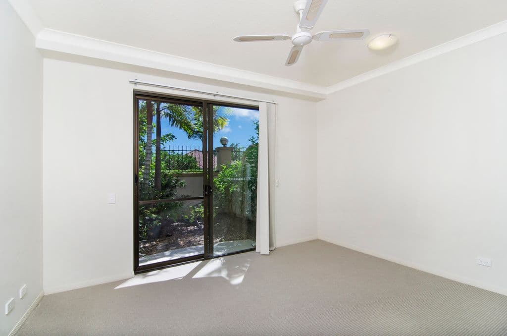 27 Ranier Crescent, VARSITY LAKES QLD 4227, Varsity Lakes - Thumbnail 8