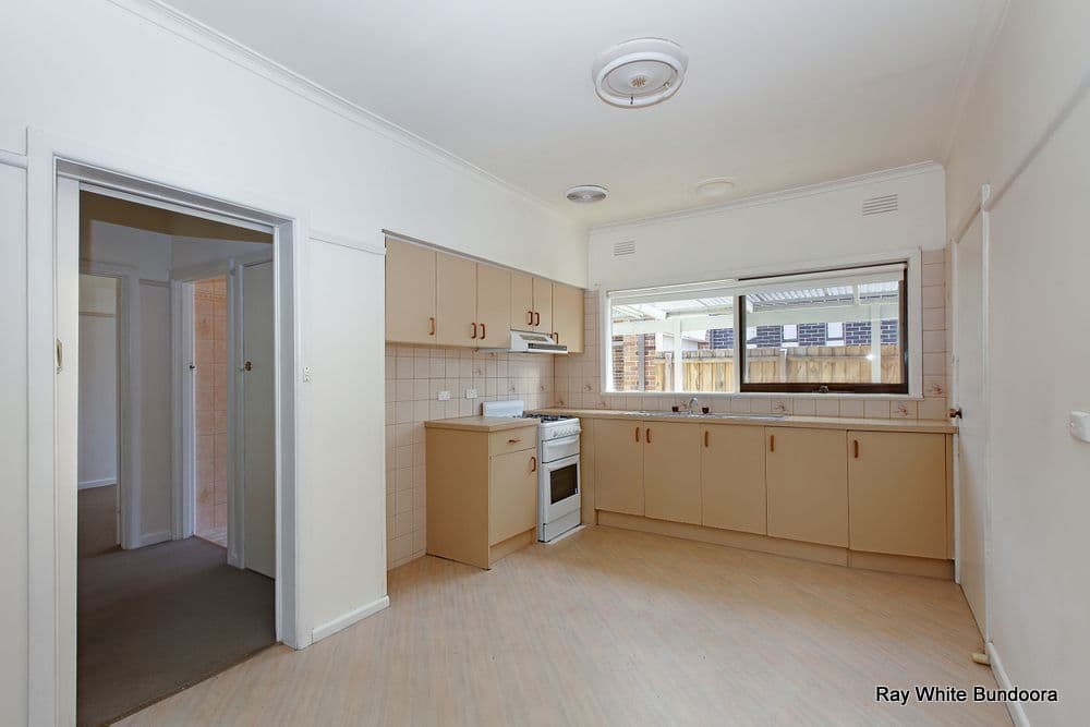 11 Whittier Street, KINGSBURY VIC 3083, Kingsbury - Thumbnail 2
