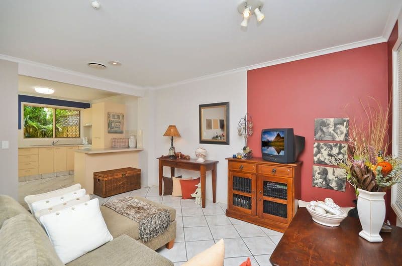 1282 Gold Coast Highway, PALM BEACH QLD 4221, Palm Beach - Thumbnail 3