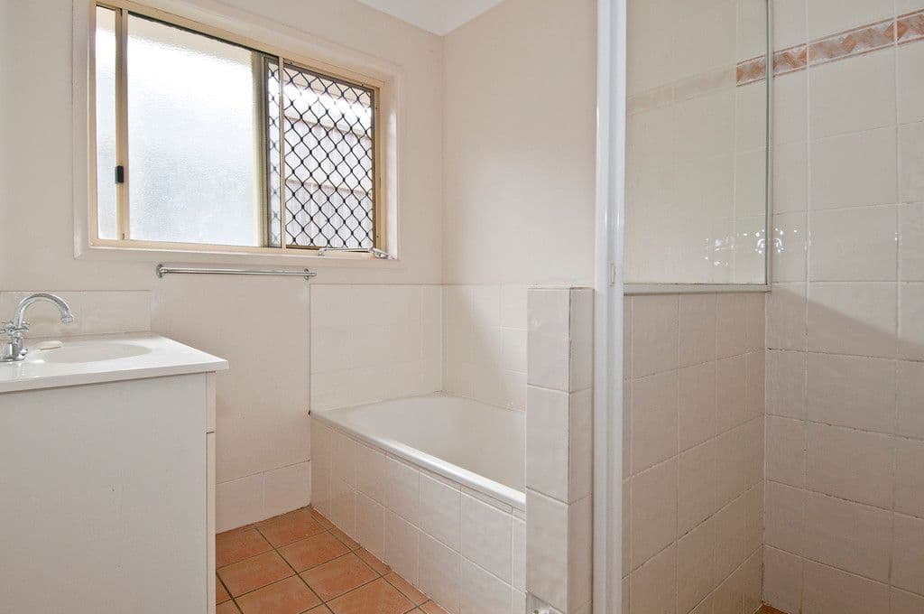 17 Kings Row, Edens Landing QLD 4207, Edens Landing - Thumbnail 6