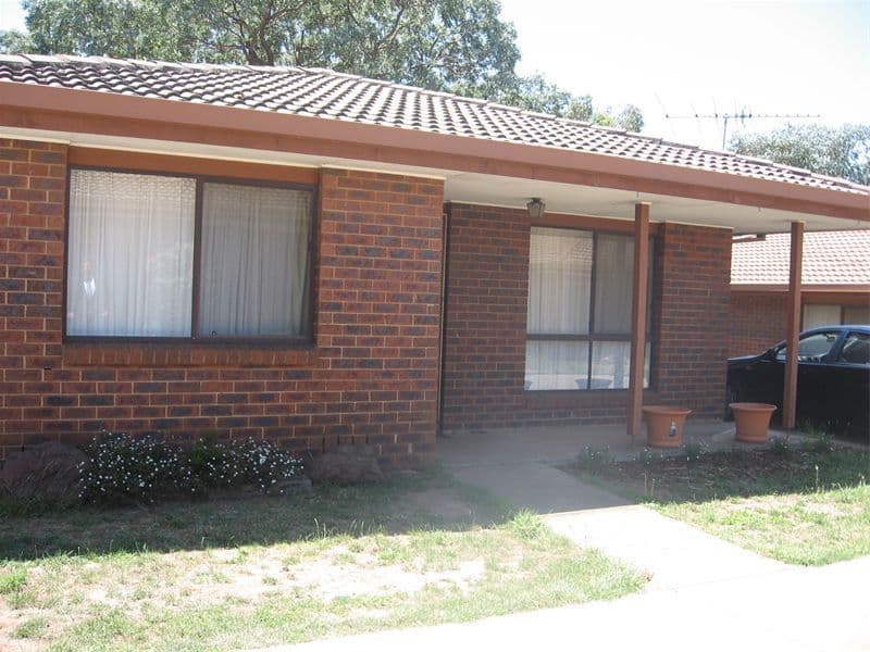 UNIT   2/ 87-89 WHITE Street, KILMORE VIC 3764, Kilmore - Thumbnail 2