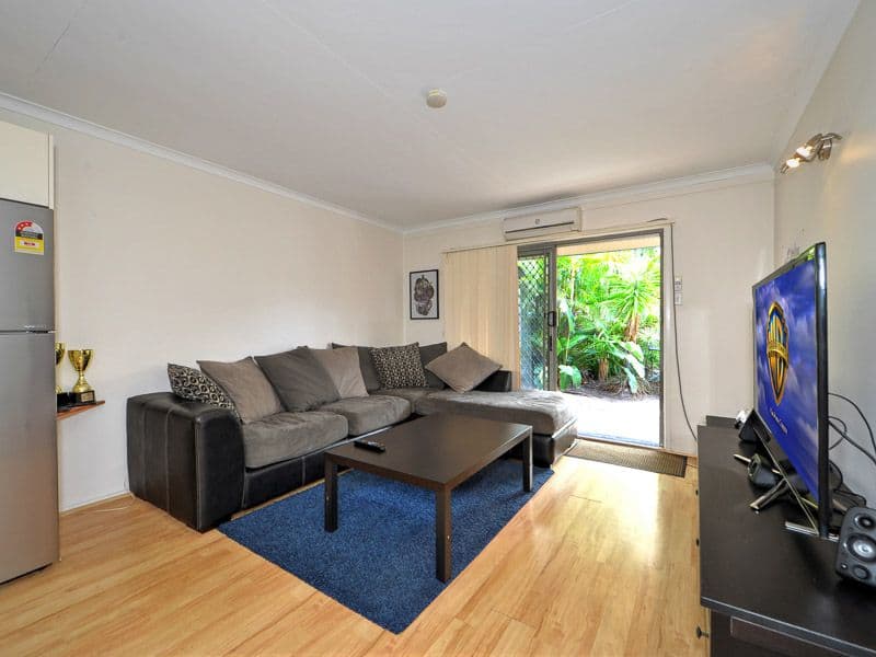 3 'Sunbrite Court' 7 Sunbrite Avenue, Mermaid Beach QLD 4218, Mermaid Beach - Thumbnail 2