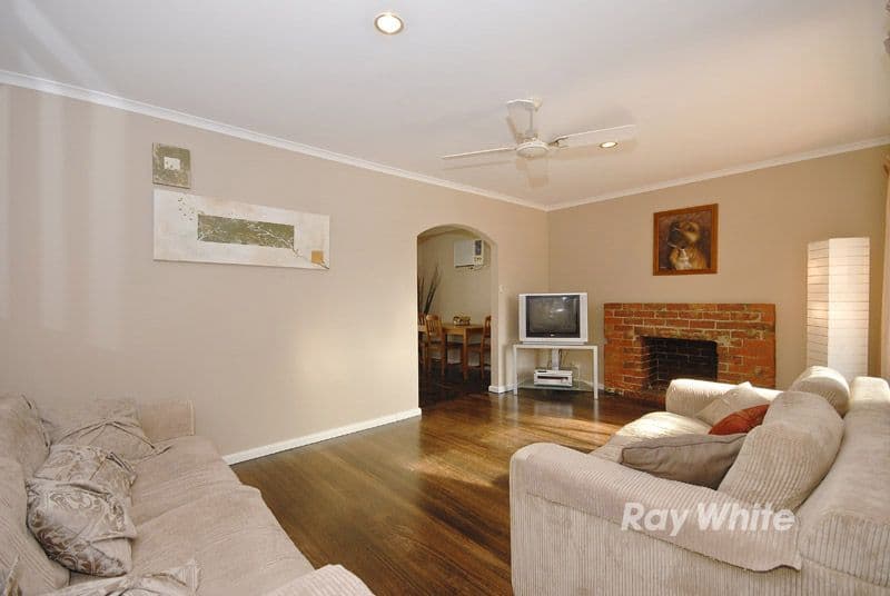 8 Kingsford Street, BAYSWATER VIC 3153, Bayswater - Thumbnail 2