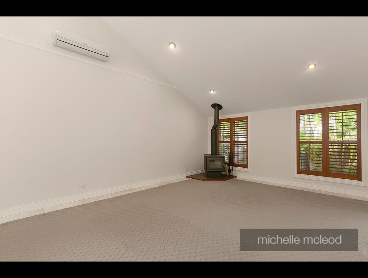 45 Morningview Street, Chapel Hill QLD 4069, Chapel Hill - Thumbnail 5