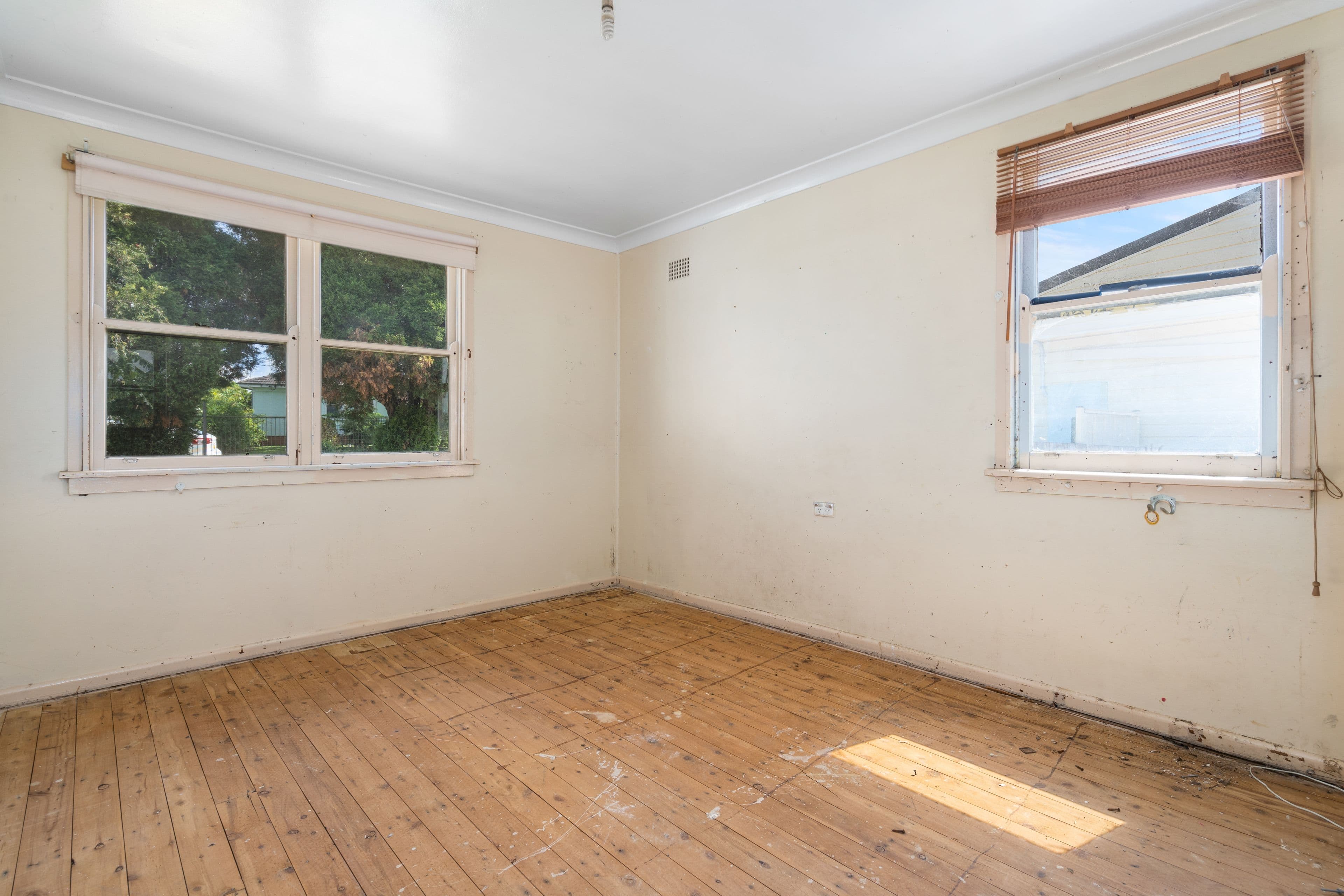 20 STEVENAGE Road, Canley Heights NSW 2166, Canley Heights - Thumbnail 3