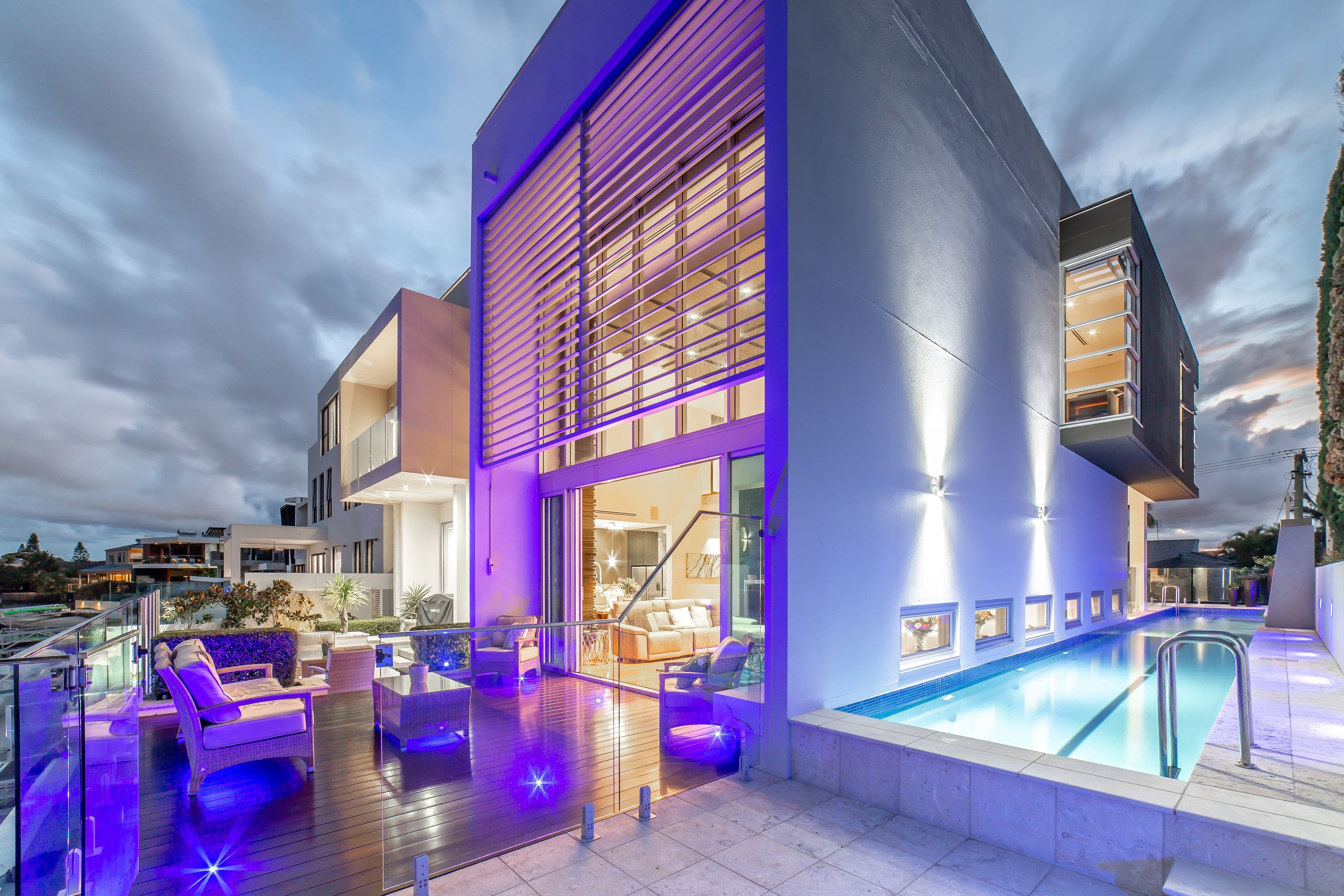 95 Gibraltar Drive, Isle Of Capri QLD 4217, Isle Of Capri - Image 1