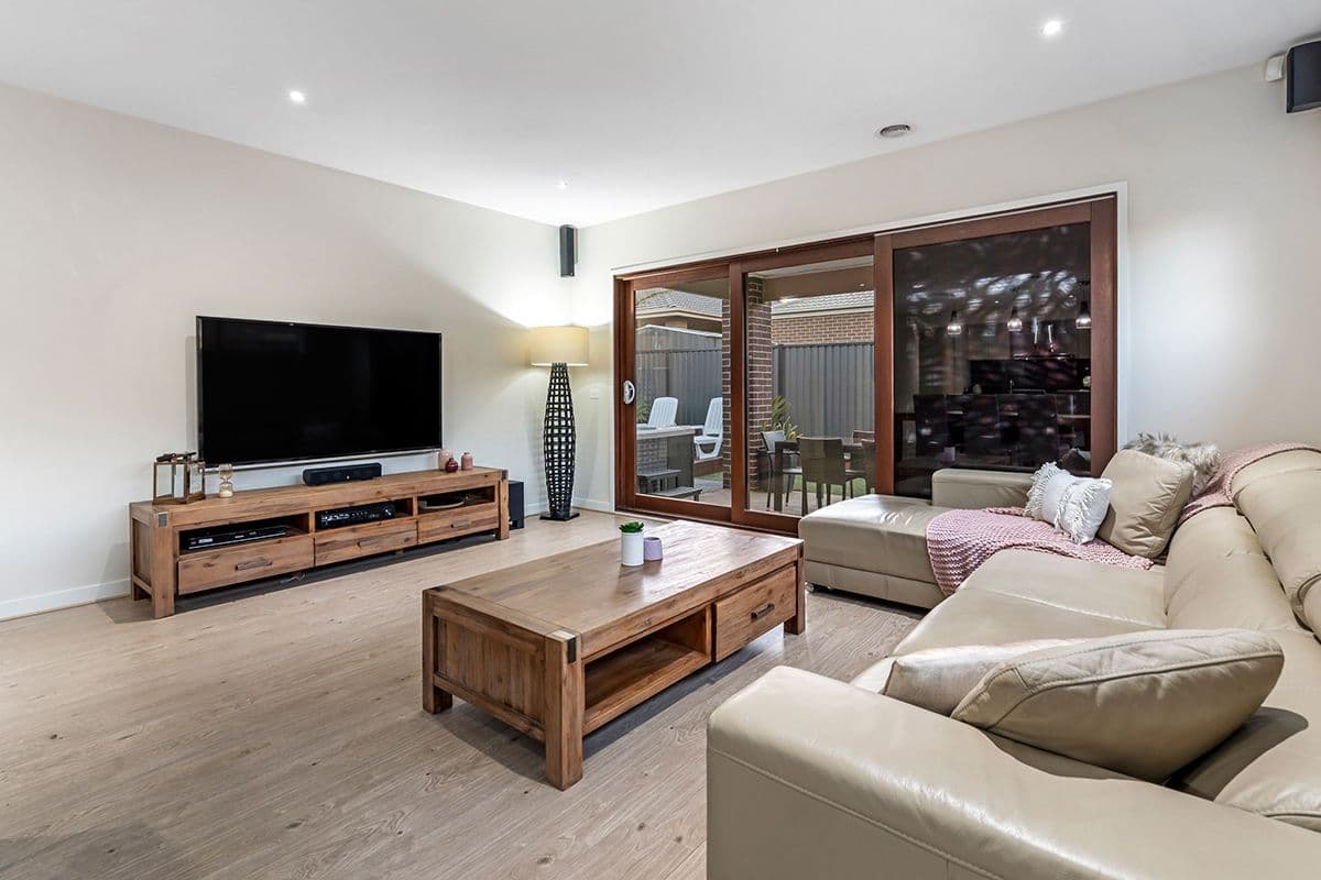 4 Gift Road, Craigieburn VIC 3064, Craigieburn - Thumbnail 2