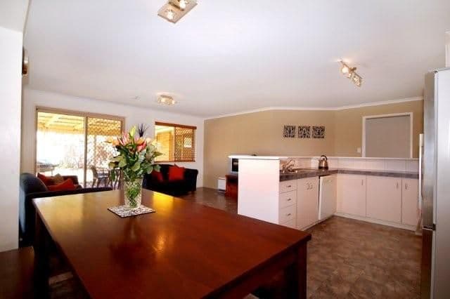 4  Alroe Court, KEARNEYS SPRING QLD 4350, Kearneys Spring - Thumbnail 4