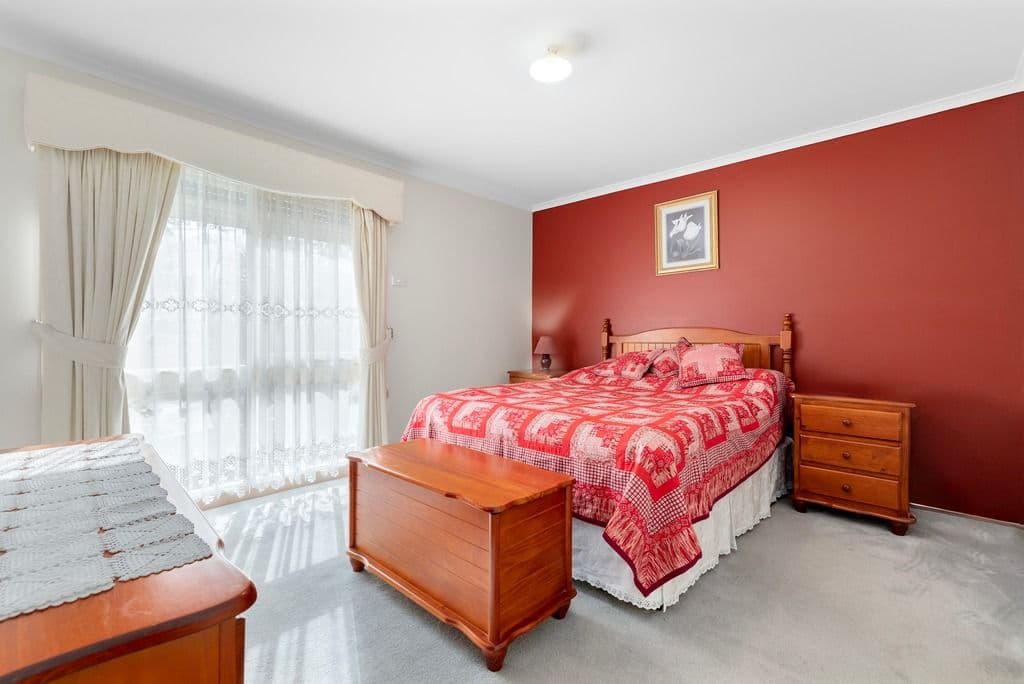 1 Caper Court, Werribee VIC 3030, Werribee - Thumbnail 3