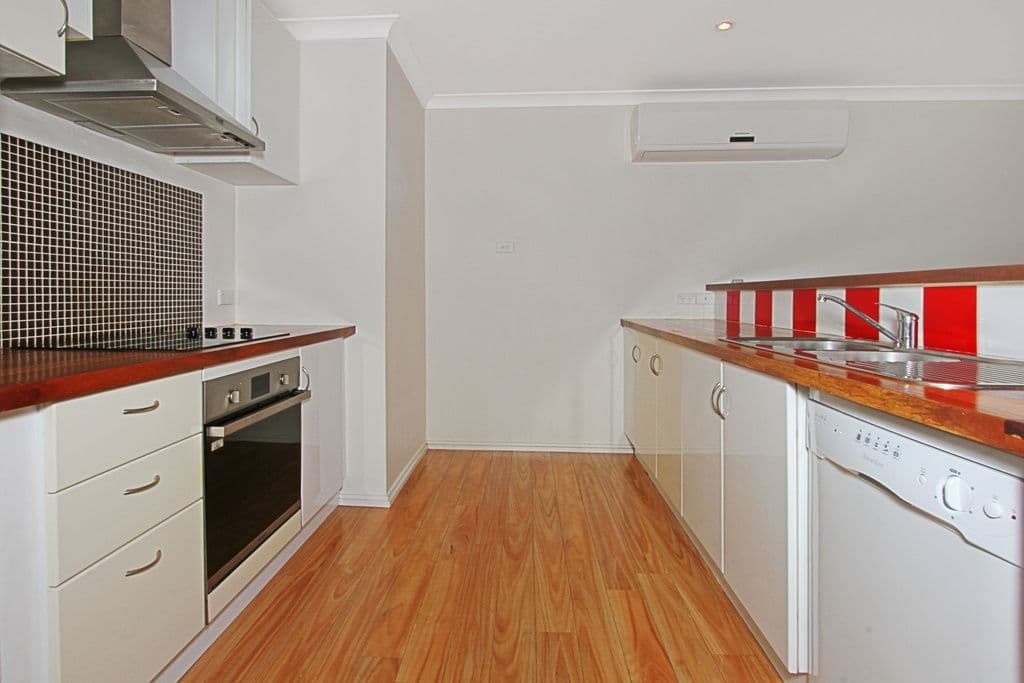 7 Palana Street, Surfside - Image 1
