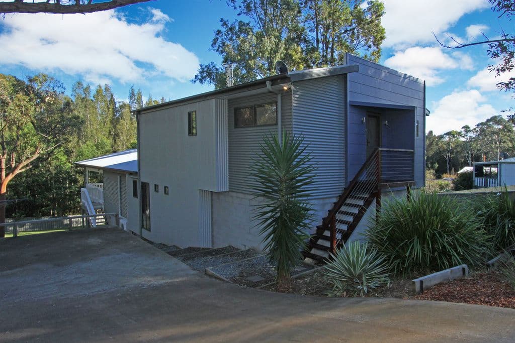 7 Palana Street, Surfside - Thumbnail 2