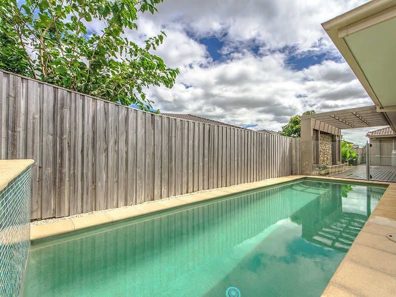 3 St Maarten Crescent, OXENFORD QLD 4210, Oxenford - Thumbnail 3