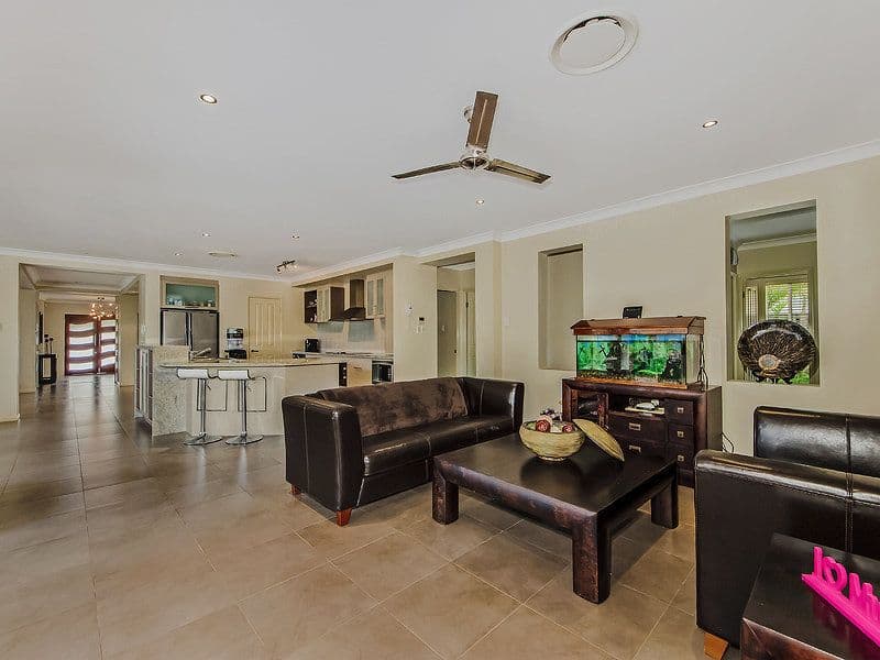 3 St Maarten Crescent, OXENFORD QLD 4210, Oxenford - Thumbnail 7