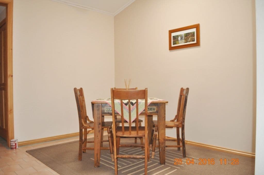 58 Gundagai Road, Cootamundra - Thumbnail 4